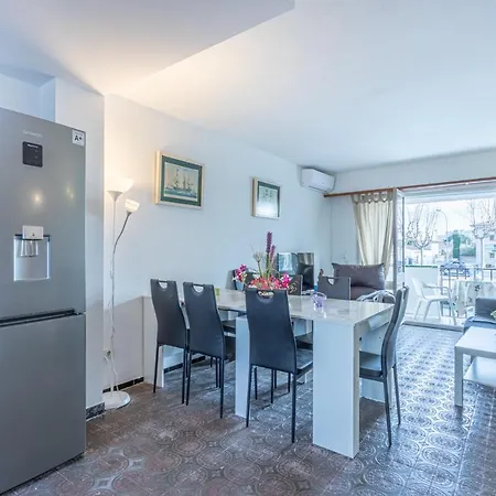 Holiday home Goldhome - Port Petit - Casa 4 Habitaciones, Amarre, Wifi, Aire Acondicionado *