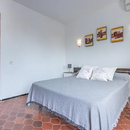 Vakantiehuis Goldhome - Port Petit - Casa 4 Habitaciones, Amarre, Wifi, Aire Acondicionado *